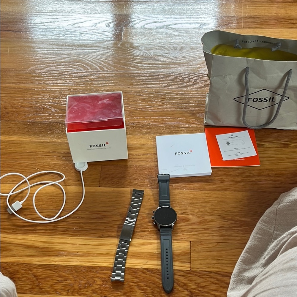 Fossil Black and Silver Smartwatch Set